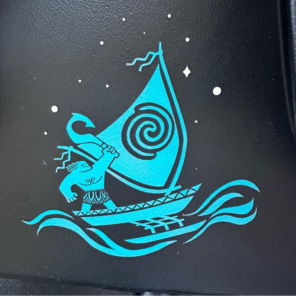 Disney Moana Heart of Te Fiti Mini Loungefly Backpack: NWT - Picture 7 of 14